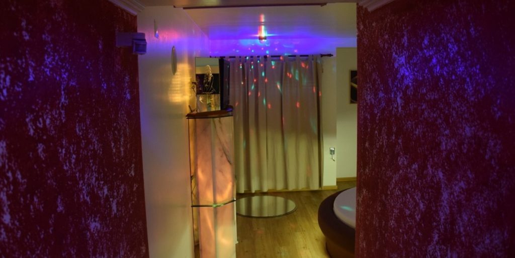 Já ouviu falar do motel D’lirius Azuis Conheça-o